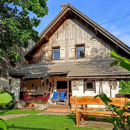 Tatil Evi Charming Blacksmith's House @ Bohinj
